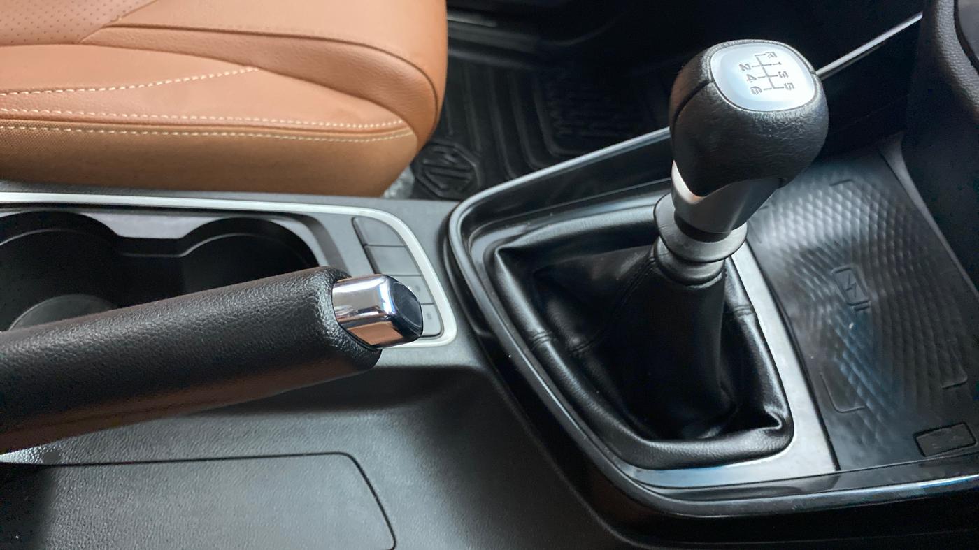 2021 MG HECTOR PLUS SMART 2.0 7STR, Diesel, Manual, 1,954 km, Gear Lever