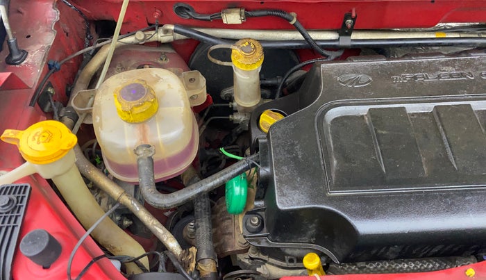 2018 Mahindra KUV 100 NXT K2+ P 6 STR, Petrol, Manual, 24,673 km, Engine View - Right