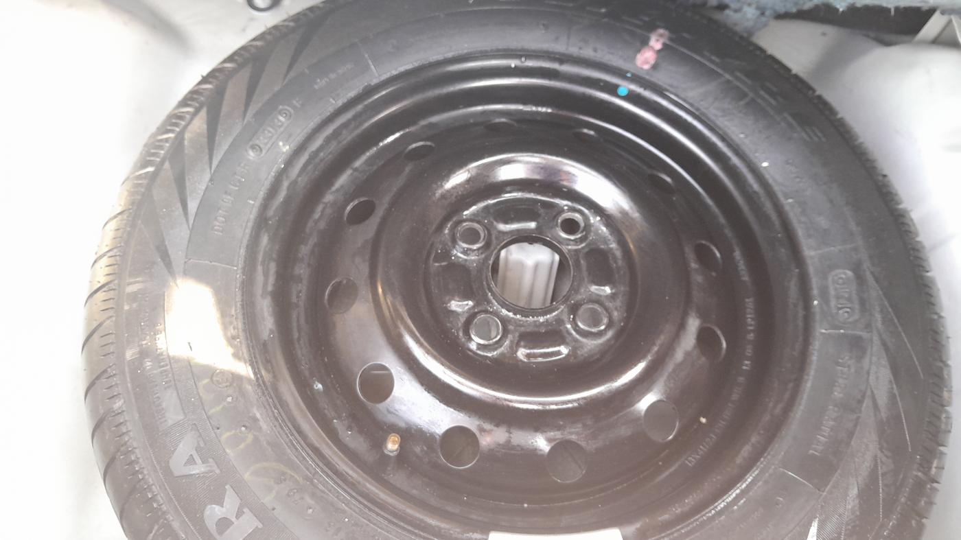 2013 Maruti A Star VXI (ABS) AT, Petrol, Automatic, 71,450 km, Spare Tyre