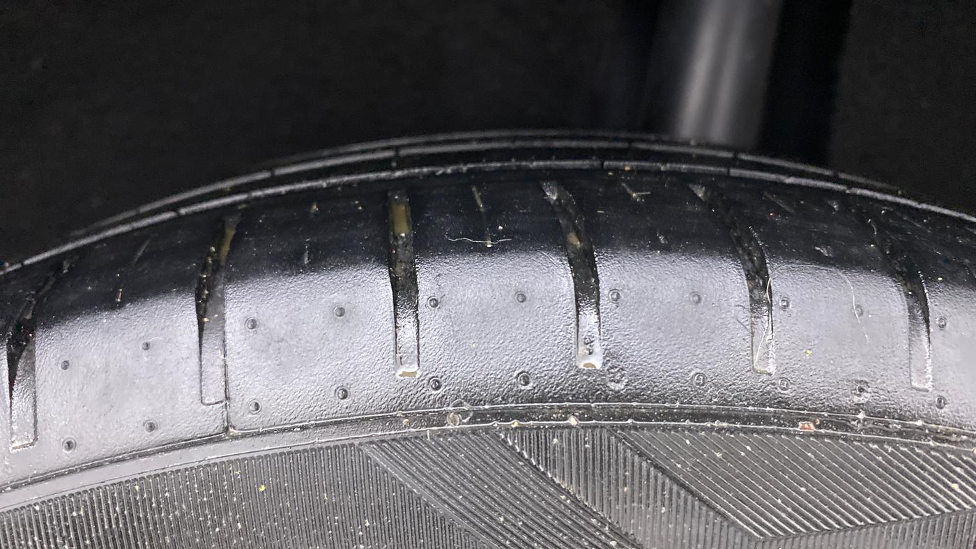 2017 Maruti Baleno ZETA PETROL 1.2, Petrol, Manual, 74,909 km, Left Rear Tyre Tread