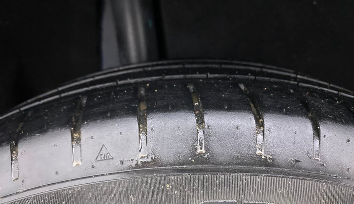 2017 Maruti Baleno ZETA PETROL 1.2, Petrol, Manual, 74,909 km, Right Rear Tyre Tread