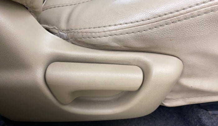 2012 Honda Brio S(O) MT, Petrol, Manual, 47,358 km, Driver Side Adjustment Panel