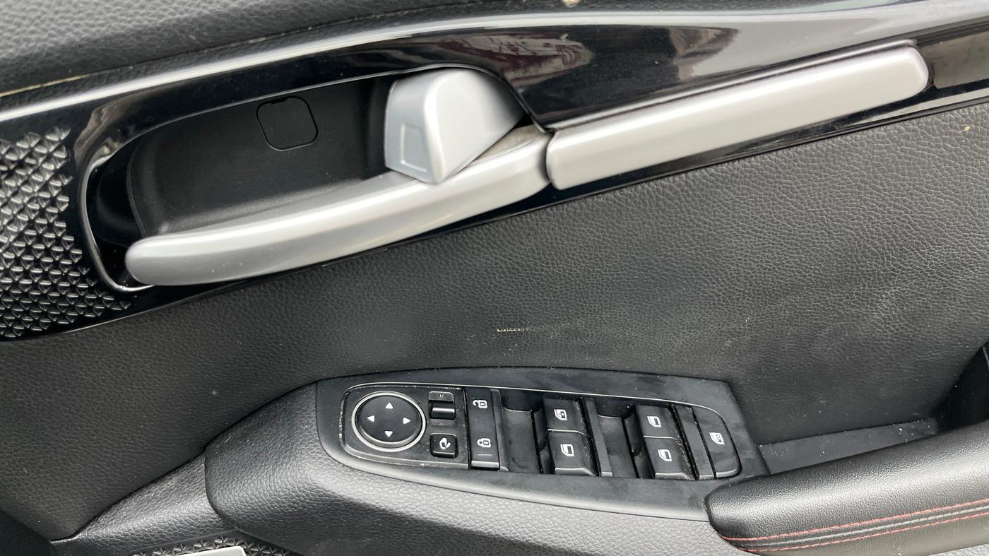 2020 KIA SELTOS GTX PLUS DCT 1.4 PETROL, Petrol, Automatic, 84,135 km, Driver Side Door Panels Control