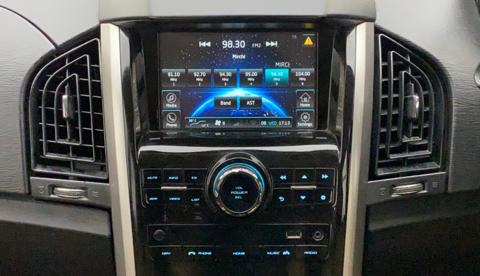 2018 Mahindra XUV500 W7, Diesel, Manual, 85,256 km, Infotainment System