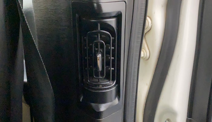 2018 Mahindra XUV500 W7, Diesel, Manual, 85,256 km, Rear AC Vents