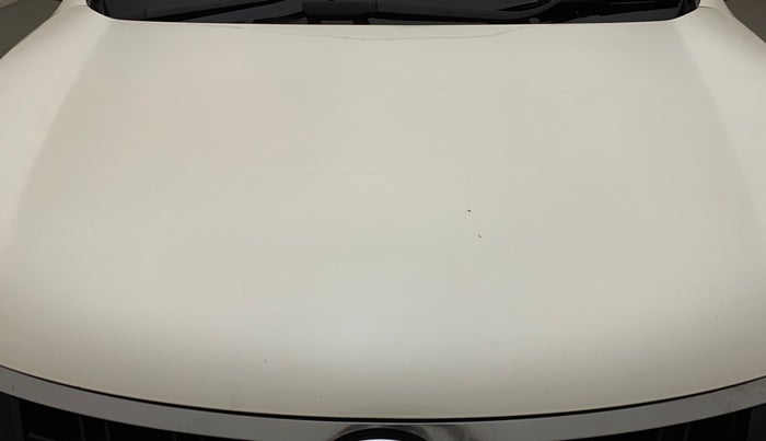 2018 Mahindra XUV500 W7, Diesel, Manual, 85,256 km, Bonnet (hood) - Paint has minor damage