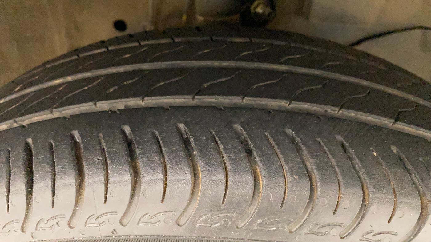 2019 Honda Amaze 1.2L I-VTEC V CVT, Petrol, Automatic, 30,709 km, Right Front Tyre Tread