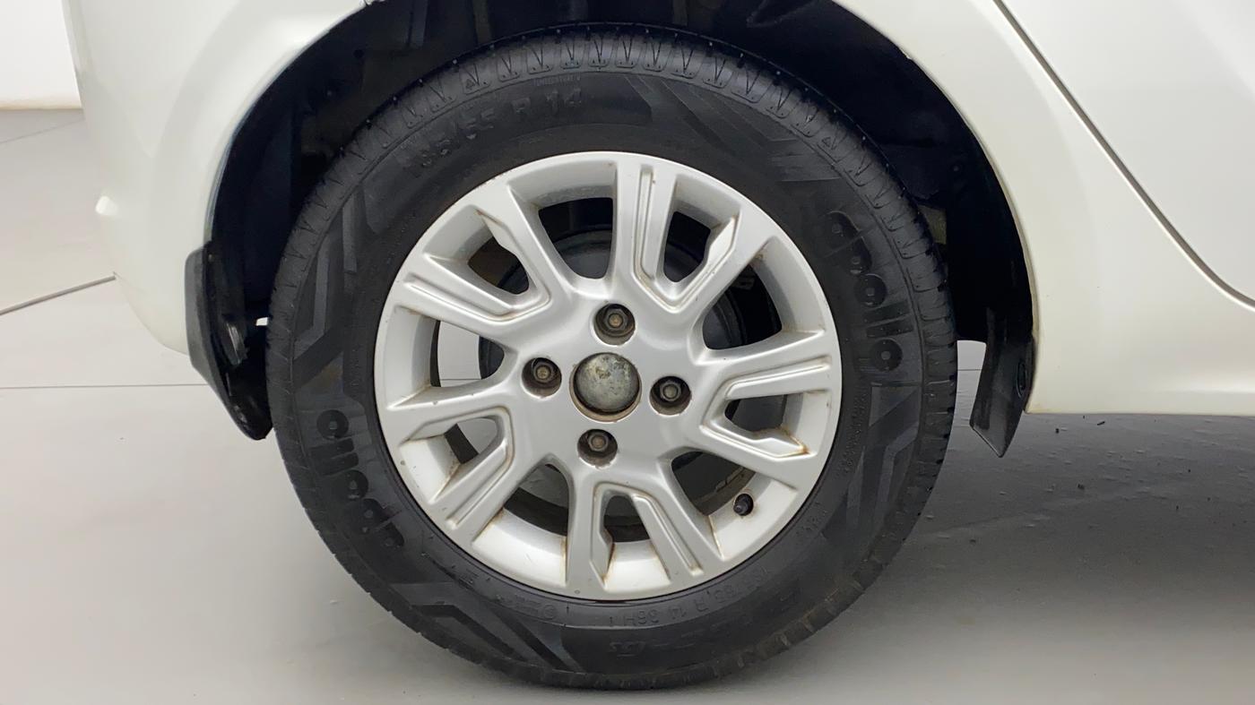 2017 Tata Tiago XZ PETROL, Petrol, Manual, 81,624 km, Right Rear Wheel