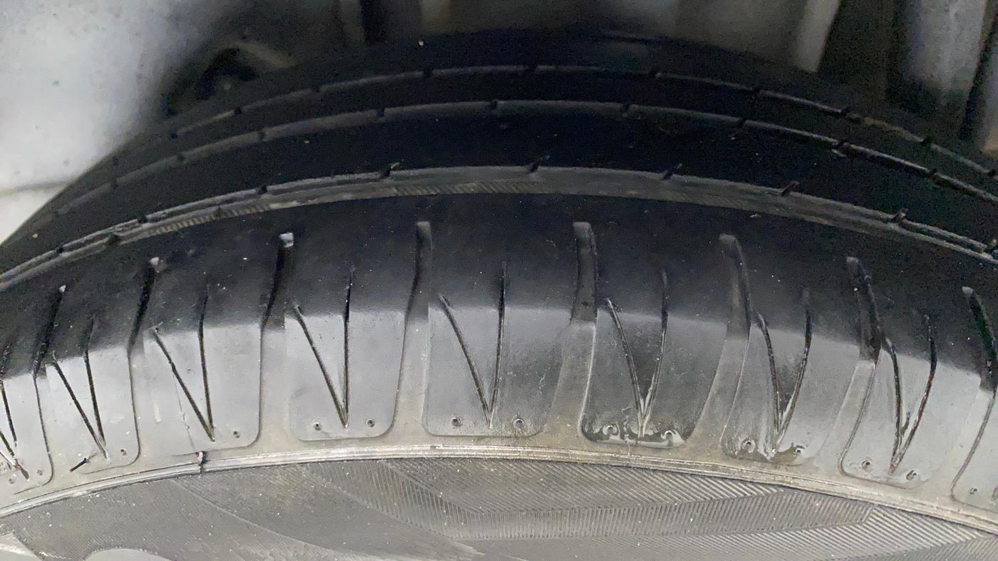 2017 Tata Tiago XZ PETROL, Petrol, Manual, 81,624 km, Left Rear Tyre Tread