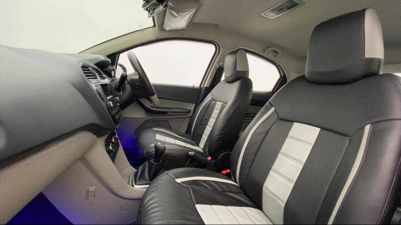 2017 Tata Tiago XZ PETROL, Petrol, Manual, 81,624 km, Right Side Front Door Cabin