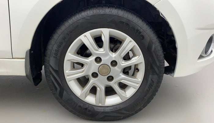 2017 Tata Tiago XZ PETROL, Petrol, Manual, 81,624 km, Right Front Wheel
