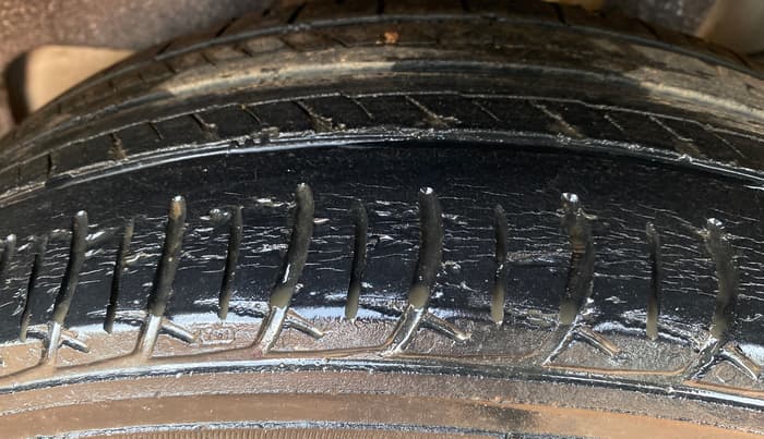 2023 Maruti Swift ZXI PLUS AMT, Petrol, Automatic, 54,353 km, Left Rear Tyre Tread
