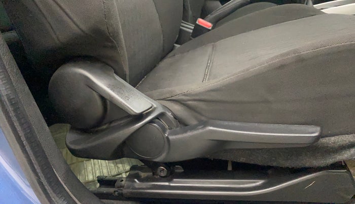 2016 Maruti Baleno ALPHA DIESEL 1.3, Diesel, Manual, 1,05,358 km, Driver Side Adjustment Panel