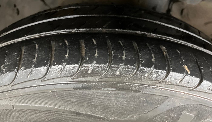 2020 KIA SELTOS HTK PLUS 1.5, Petrol, Manual, 58,777 km, Left Front Tyre Tread