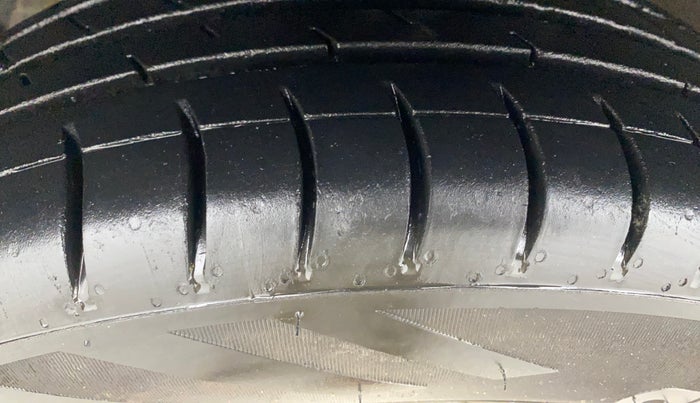 2019 Hyundai NEW SANTRO SPORTZ MT, Petrol, Manual, 81,634 km, Left Front Tyre Tread