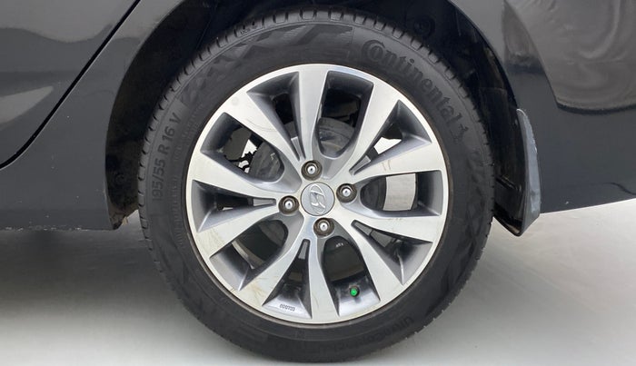 2017 Hyundai Verna 1.6 VTVT SX, Petrol, Manual, 60,051 km, Left Rear Wheel