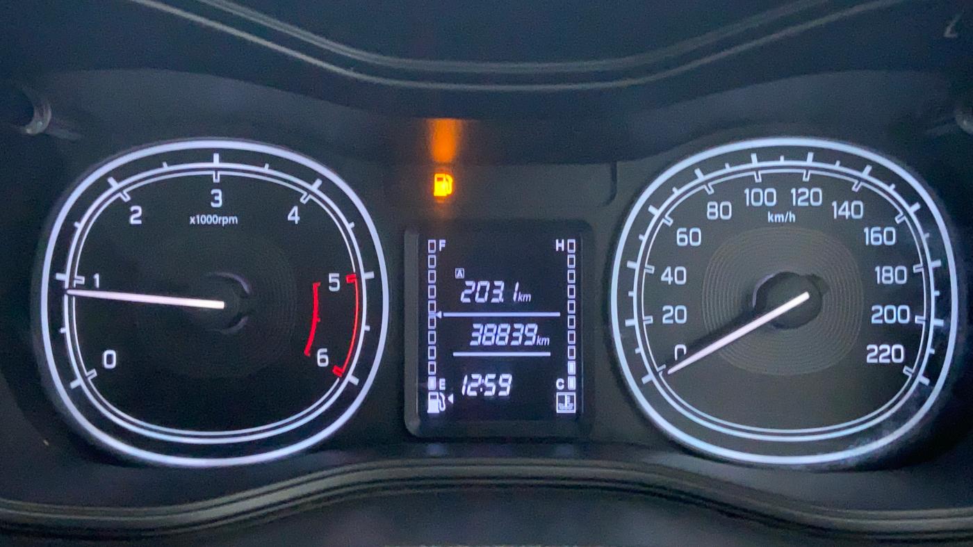 2016 Maruti Vitara Brezza VDI, Diesel, Manual, 39,237 km, Odometer Image