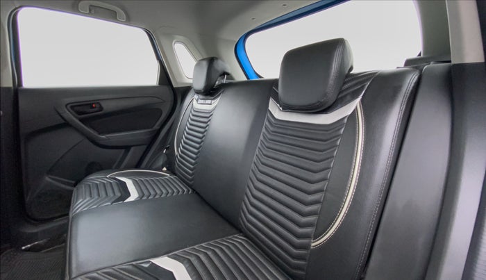 2016 Maruti Vitara Brezza VDI, Diesel, Manual, 39,237 km, Right Side Rear Door Cabin