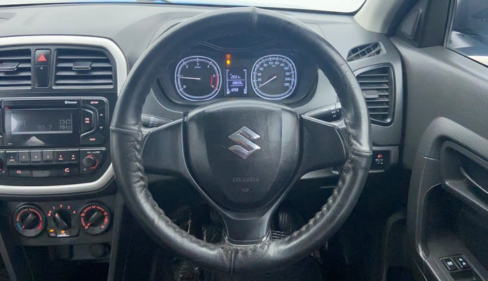 2016 Maruti Vitara Brezza VDI, Diesel, Manual, 39,237 km, Steering Wheel Close Up