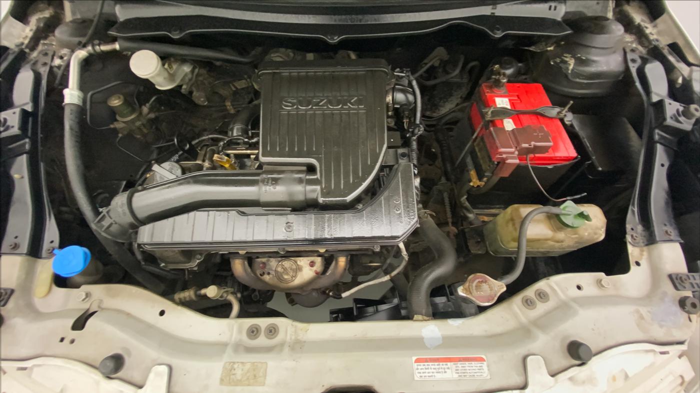 2012 Maruti Swift LXI, Petrol, Manual, 1,07,112 km, Open Bonet