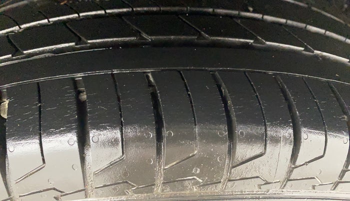 2018 Hyundai Creta SX AT 1.6 PETROL, Petrol, Automatic, 43,903 km, Left Rear Tyre Tread