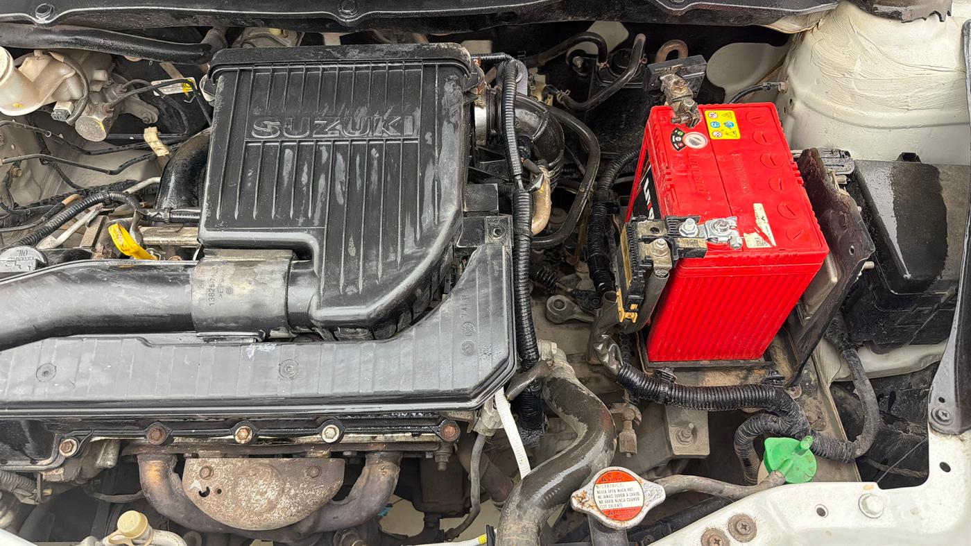 2016 Maruti Swift VXI, Petrol, Manual, 75,280 km, Engine View - Left
