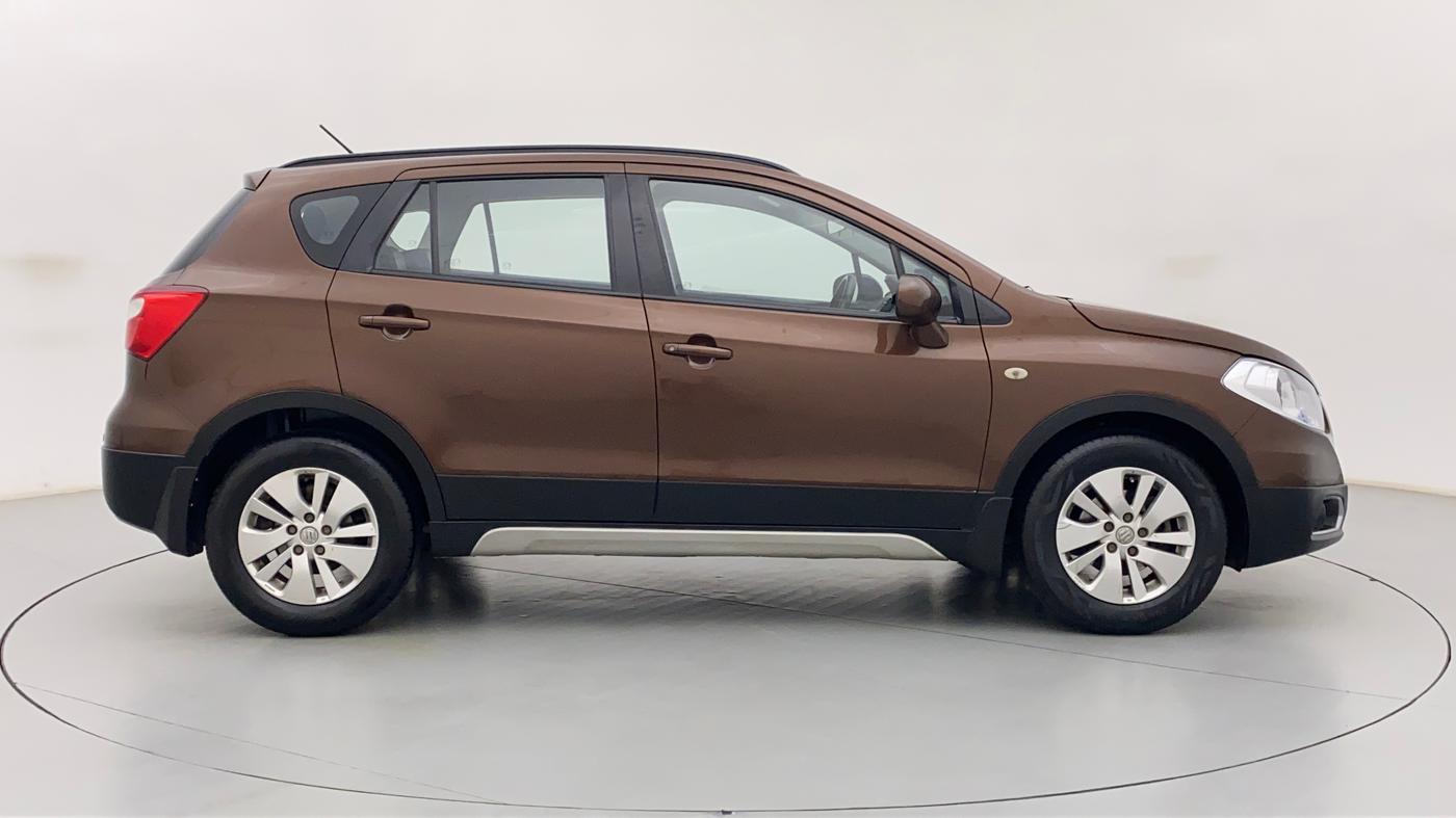 2015 Maruti S Cross DELTA 1.3, Diesel, Manual, 1,24,918 km, Right Side View