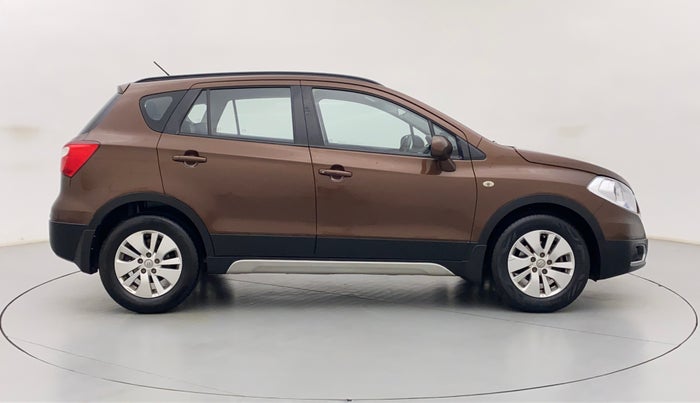 2015 Maruti S Cross DELTA 1.3, Diesel, Manual, 1,24,918 km, Right Side View