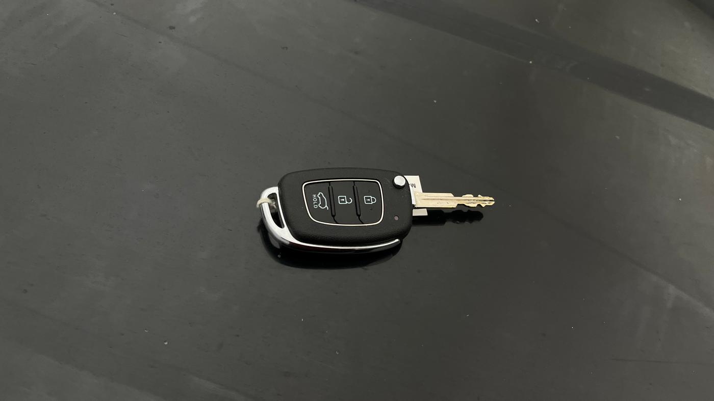 2023 Hyundai Creta EX 1.5 DIESEL, Diesel, Manual, 1,07,687 km, Key Close Up