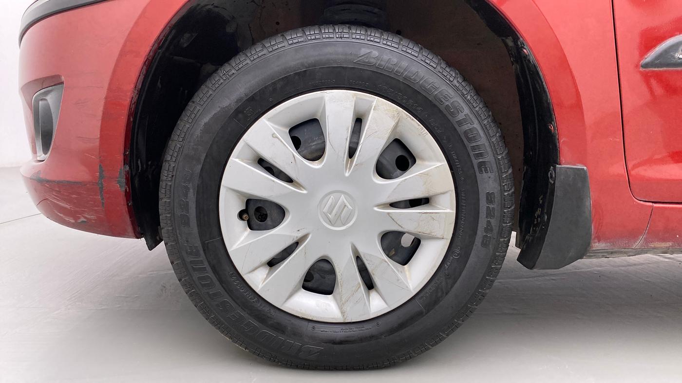 2014 Maruti Swift VXI, Petrol, Manual, 73,889 km, Left Front Wheel