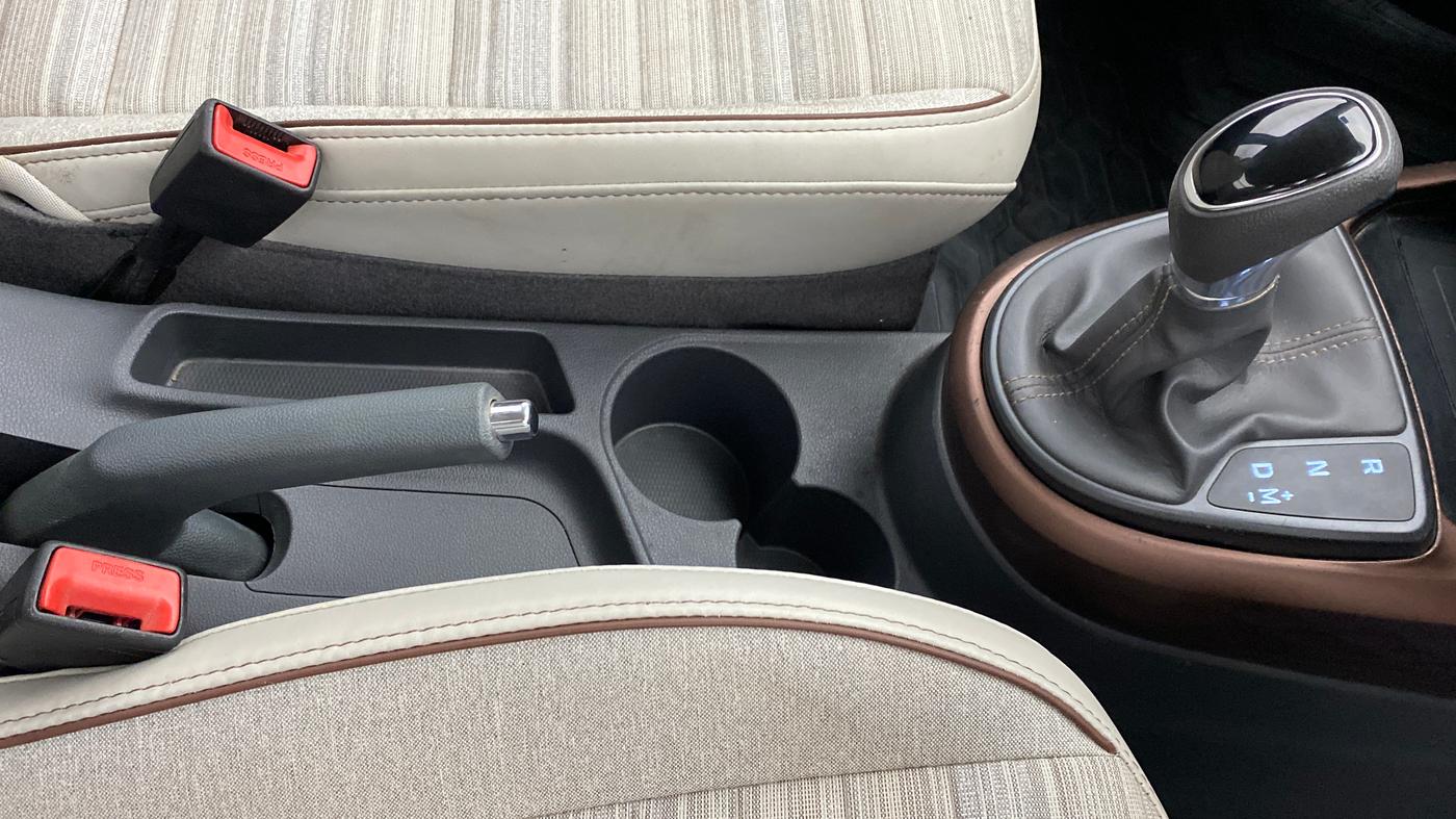2022 Hyundai AURA SX+ AT, Petrol, Automatic, 1,018 km, Gear Lever