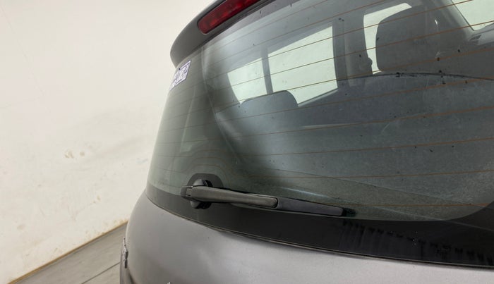 2015 Maruti Swift ZXI, Petrol, Manual, 81,325 km, Rear Wiper