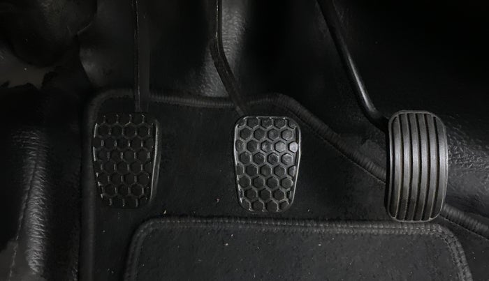 2022 Tata TIAGO NRG XZ MT, Petrol, Manual, 9,872 km, Pedals