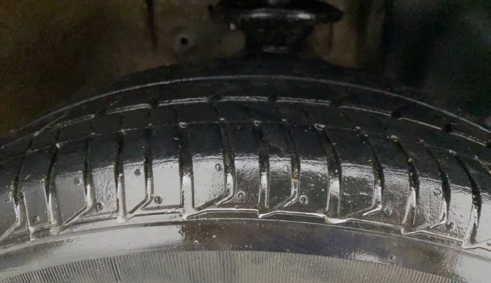 2018 Maruti IGNIS SIGMA 1.2, Petrol, Manual, 82,475 km, Right Front Tyre Tread