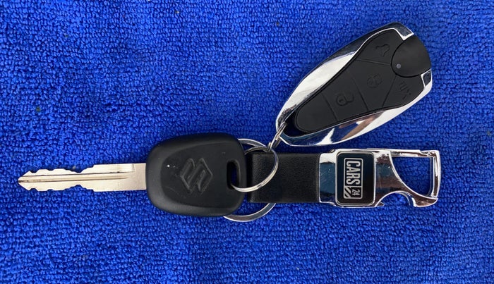 2018 Maruti IGNIS SIGMA 1.2, Petrol, Manual, 82,475 km, Key Close Up