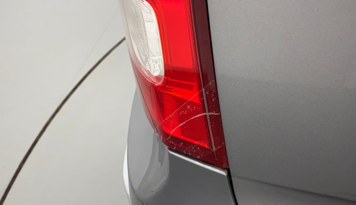 2018 Maruti IGNIS SIGMA 1.2, Petrol, Manual, 82,475 km, Right tail light - < 2 inches,no. = 2