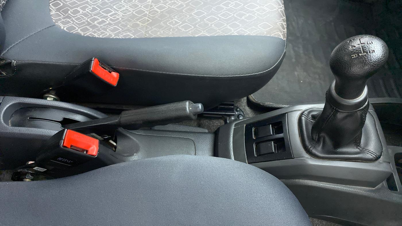 2018 Maruti Alto 800 LXI, Petrol, Manual, 19,554 km, Gear Lever