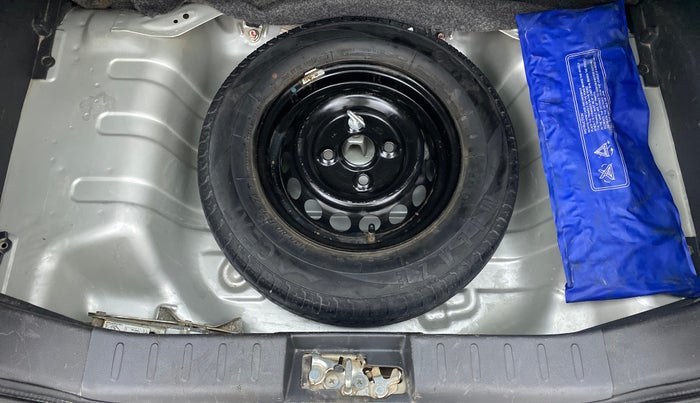 2018 Maruti Alto 800 LXI, Petrol, Manual, 19,554 km, Spare Tyre