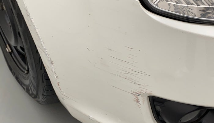 2011 Maruti Swift VXI, Petrol, Manual, 60,385 km, Front bumper - Minor scratches