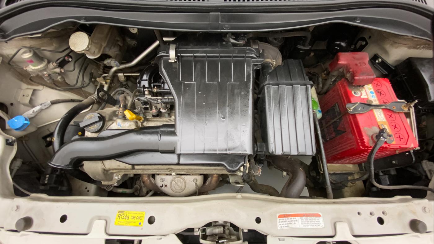 2011 Maruti Swift VXI, Petrol, Manual, 60,385 km, Open Bonet