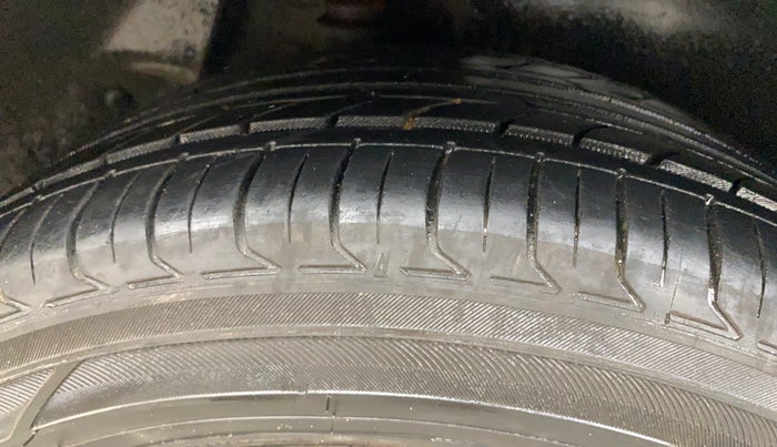 2018 Hyundai Creta SX AT 1.6 PETROL, Petrol, Automatic, 66,376 km, Right Rear Tyre Tread