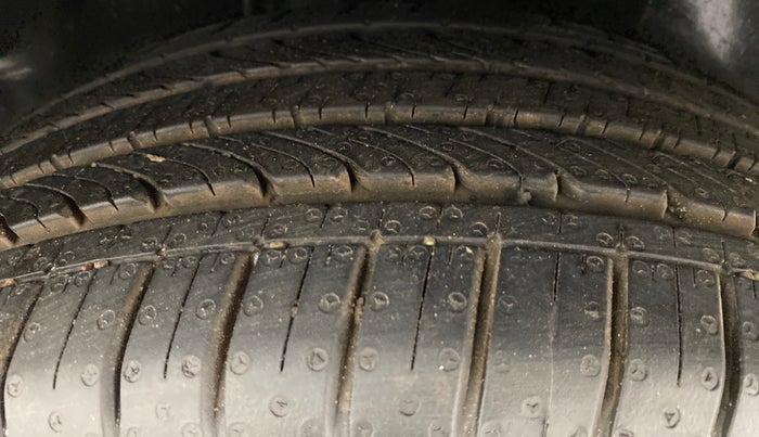 2021 Volkswagen Polo GT TSI AT 1.0, Petrol, Automatic, 34,295 km, Right Rear Tyre Tread