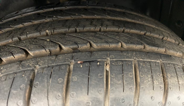 2021 Volkswagen Polo GT TSI AT 1.0, Petrol, Automatic, 34,295 km, Left Rear Tyre Tread