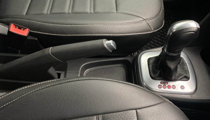 2021 Volkswagen Polo GT TSI AT 1.0, Petrol, Automatic, 34,295 km, Gear Lever