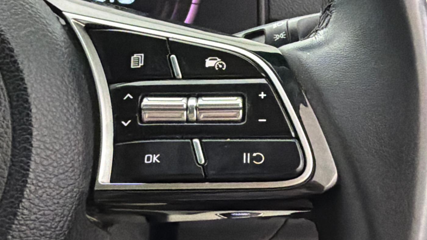 2024 KIA SELTOS  HTX 1.5 PETROL MT, Petrol, Manual, 40,834 km, Adaptive Cruise Control