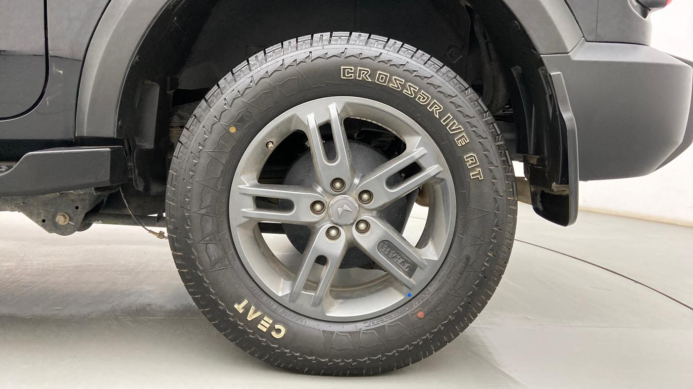 2023 Mahindra Thar LX P 2WD AT HT, Petrol, Automatic, 4,504 km, Left Rear Wheel