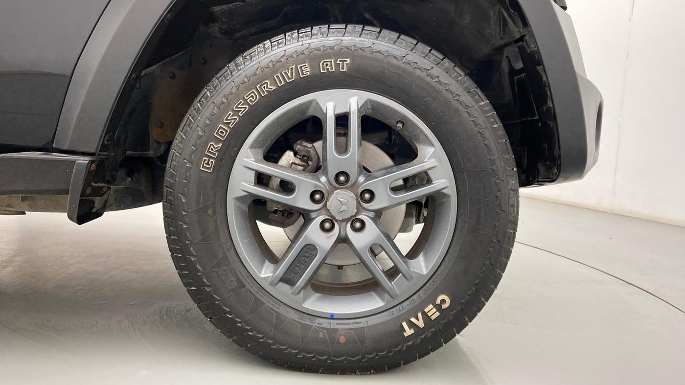 2023 Mahindra Thar LX P 2WD AT HT, Petrol, Automatic, 4,504 km, Right Front Wheel