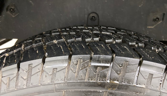 2023 Mahindra Thar LX P 2WD AT HT, Petrol, Automatic, 4,504 km, Right Rear Tyre Tread