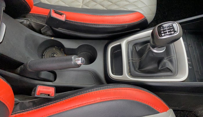 2019 Hyundai VENUE SX(O) 1.4 CRDI, Diesel, Manual, 1,47,495 km, Gear Lever