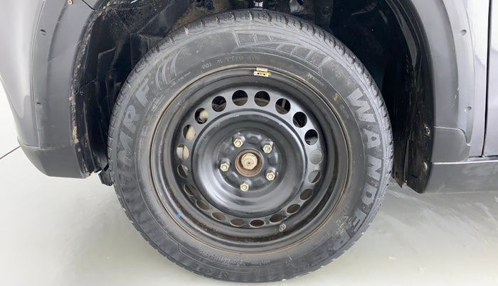 2018 Maruti Vitara Brezza VDI, Diesel, Manual, 28,566 km, Left Front Wheel